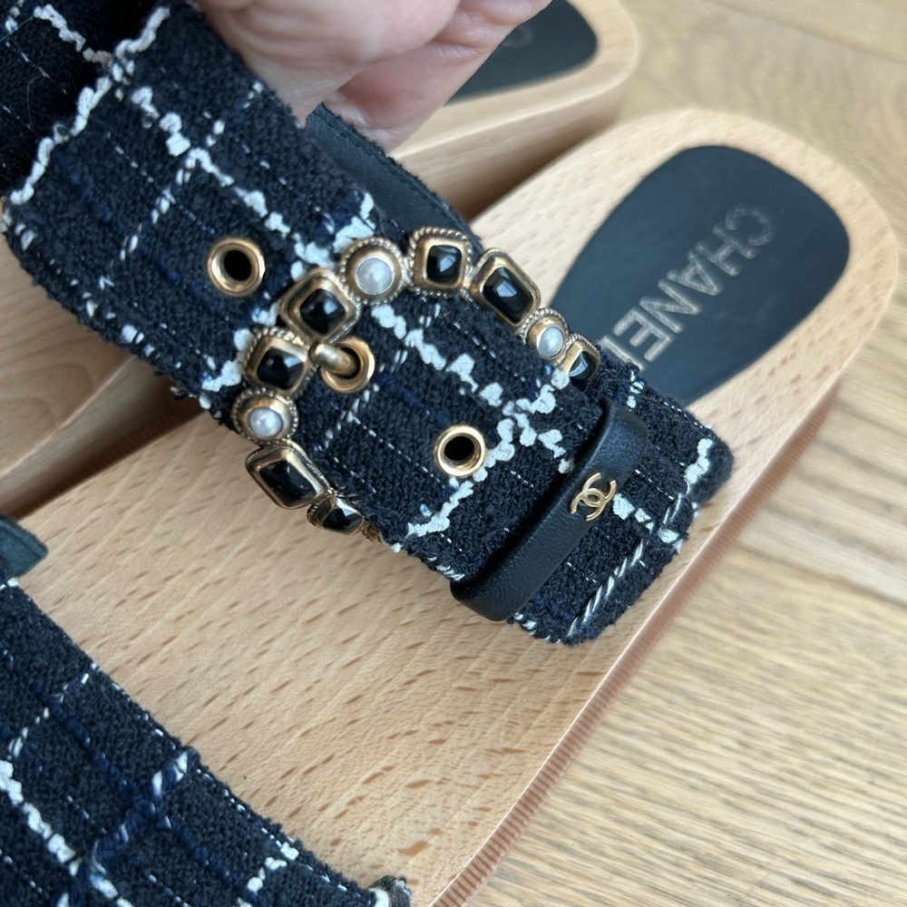 Chanel Tweed Sandals - Picture 7 of 11